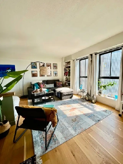 ✨ Beautiful, bright apartment for rent ✨ Image# 3
