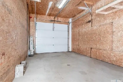 Heated Electrified Single Car Garage Image# 1