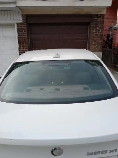 Langley Ave Toronto Garage Image# 1