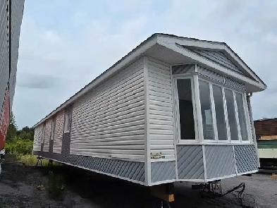 maison modulaire 16 pi x 62 et garage 16x30 Image# 6