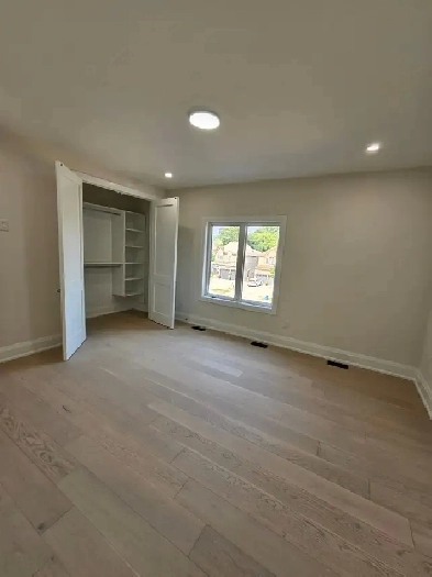 Private room and private washroom for rent Image# 1