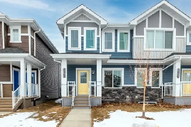 3bed 2.5 bath end unit town house for rent Image# 1