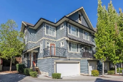 Townhouse For Rent Image# 16