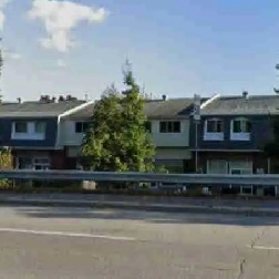 Big, bright 3-BDRM in Hawthorne Meadows  - Sheffield Glen Image# 3