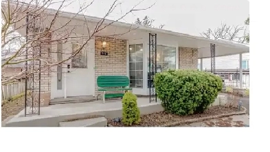 1 Bed 1 Bath Basement  Apartment Unit Image# 1