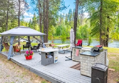 River side home for sale Image# 1