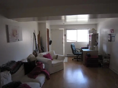 1 Bedroom apt for September  84 montclair hull Image# 5