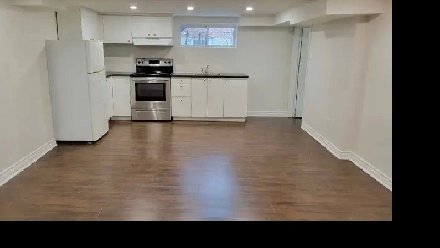 BEAUTIFUL   BRIGHT 1 BEDROOM APARTMENT IN NORTH YORK. Image# 1