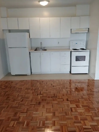 1 BEDROOM-SANDY HILL-330 CHAPEL Image# 1