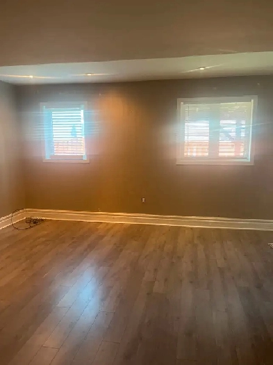 FOR RENT – 2 Bedroom Walkout Basement Apartment in Brampton! Image# 1