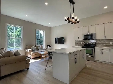 Private bed & bath near Western Uni - Need female roommate Image# 3