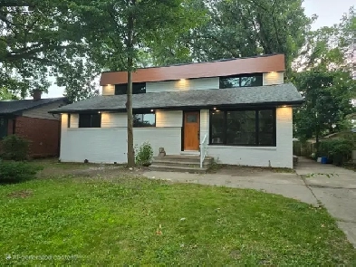 South Windsor Gem - Pre-Market Sale Image# 1