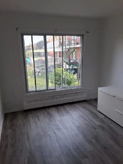 Apartments for rent at Rue Beaubien E (Room $600 & 3Bed $1500 Image# 4