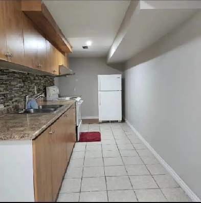 2 BEDROOM BASEMENT FOR RENT IN BRAMPTON (BOVAIRD AND AIRPORT RD) Image# 3