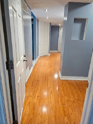 Rooms and Roommates Image# 1