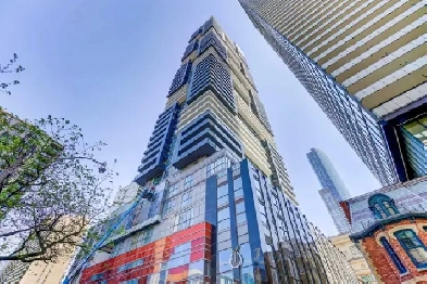 Yonge/College Luxurious Downtown 2 BEDROOM Condo Rent Image# 3