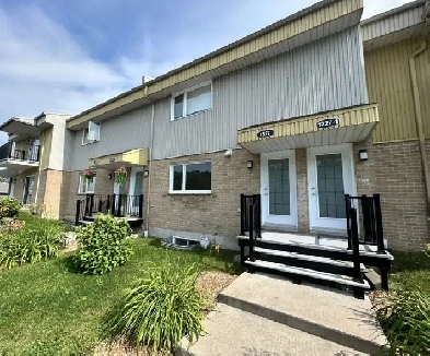 St-Nicolas (Lévis), grand 6 ½ — 2 étages — 1er septembre 2025 Image# 3