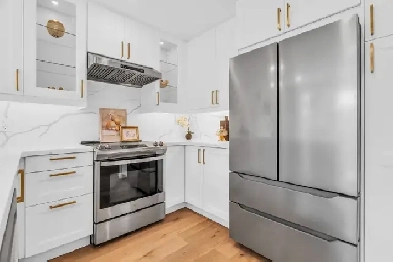 4-BEDROOM STUDENT HOME! Image# 1