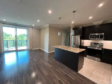 3 Bedroom Condo 2 Parking to Rent in Milton $3100/month Image# 1