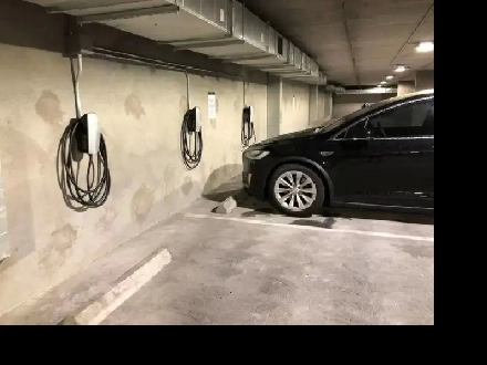 EV Parking Spot - Downtown Toronto / For Rent Image# 1