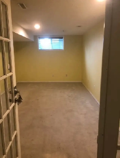 available sep 30 one bedroom living sandstone Image# 1