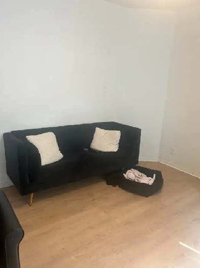 Furnished unit for rent, Midtown, Annex/ Casa Loma area Image# 1