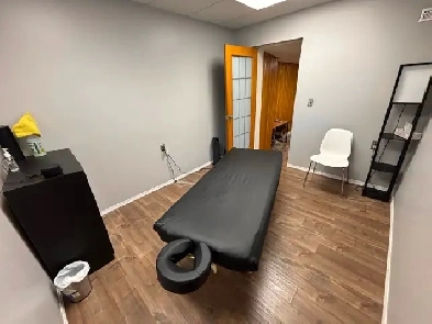 Airdrie office space for rent - downtown Airdrie on Main St. Image# 4