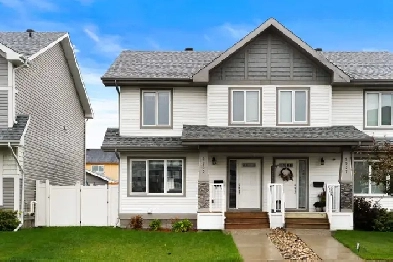 2933 Narcisse Drive - 4 Bed Attached Home in Hawkstone Image# 1