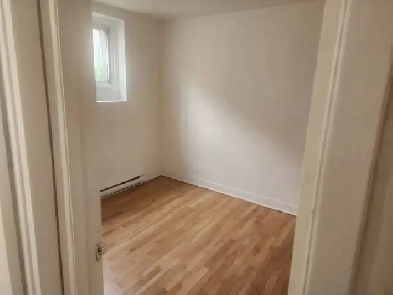 4 1/2 apartment for rent/à louer Image# 6