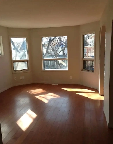 2-bedroom apartment in Misson/Cliff Bungalow Image# 4