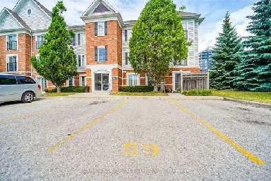 Stunning Two Bedroom Corner Unit Condo in High Demand Area! Image# 7