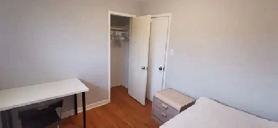 Private room for rent in Oshawa Image# 1