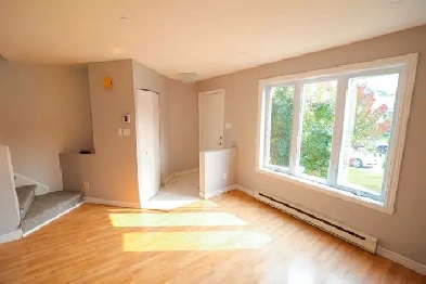 6 1/2 à louer Image# 2