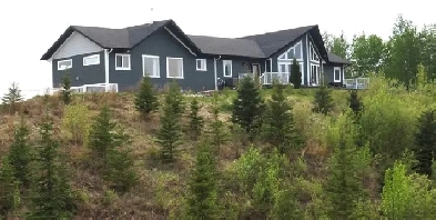 ACREAGE  on a LAKE w/5 Bdrm House 1 Hr from Saskatoon Image# 10