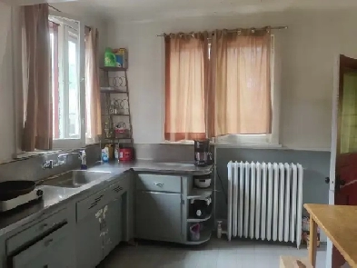 One bedroom in Stinson area for rent Image# 1