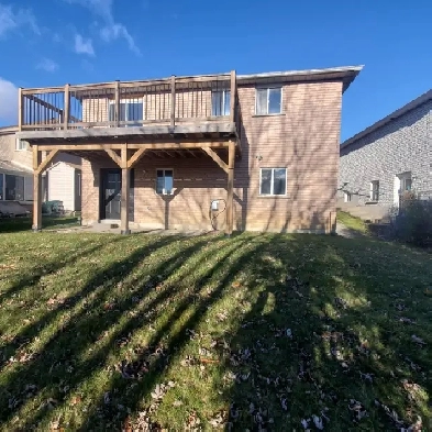 NOV 1ST ALL INCLUSIVE 2 BED 1 BATH 2 PARKING Image# 9