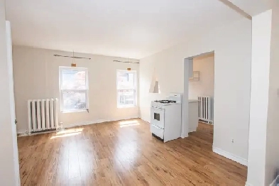 ALL INCLUSIVE 1 BEDROOM UNIT IN DOWNTOWN ST. CATHARINES! Image# 1