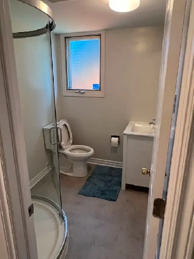 room for rent - immediately Image# 2