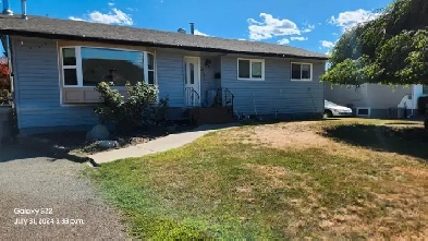 2341 Greenfield Ave-basement suite Image# 9