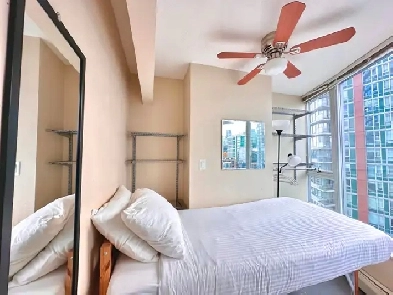Downtown Rooms Within Walking Distance to Major Schools Image# 1