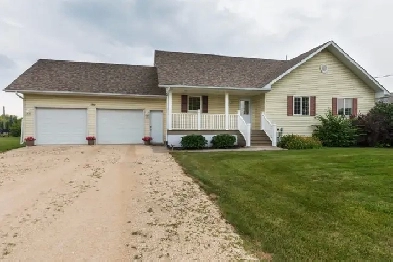 5 Bed, 3 Bath Home in Landmark Image# 7