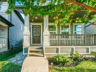 Stunning 2013 4 Bed House in NW YEG! Only $479k! Dbl Garage! Image# 4