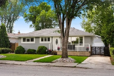 OPEN HOUSE - 3815 Lakeview Ave - updated Bungalow in Lakeview Image# 7