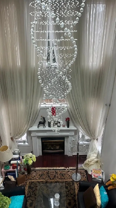 Mississauga/ErinMills, Nice furnished room on 2nd FL (Female) Image# 9