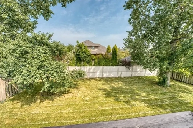 Luxury 5 Bedroom Home for Rent – LaSalle, ON Image# 1