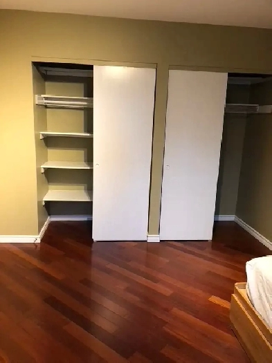 Furnished room close to UTM for rent Image# 4