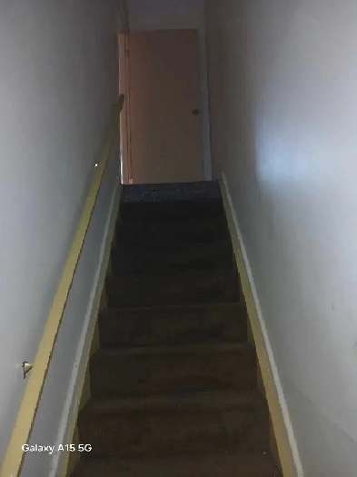 470 Second Street London Ontario. Portable cubicle Room for rent Image# 2