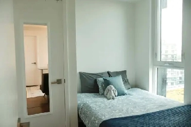 A room with private washroom in 2-bed appartment Image# 2
