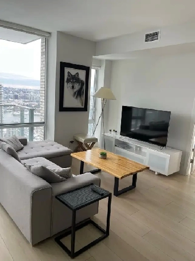 Luxe 2BR | Furnished Sub-Penthou Image# 8