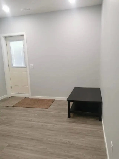 2BR Walk Out Basement in Panorama For Rent Image# 2